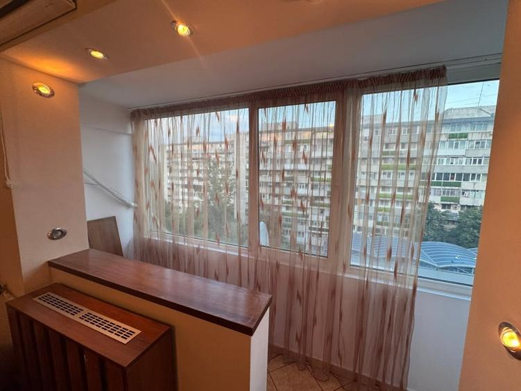 Apartament cu 3 camere decomandat, mobilat în Drumul Taberei