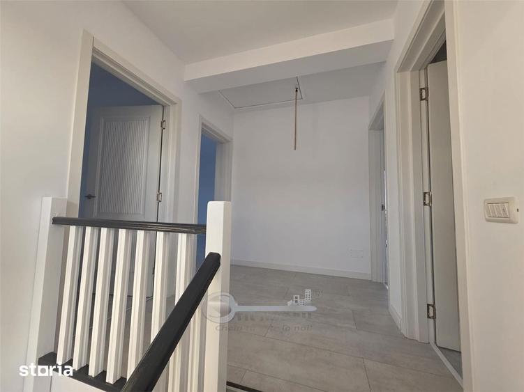 Casă cu 4 camere cu Teren 300 Mp în Miroslava