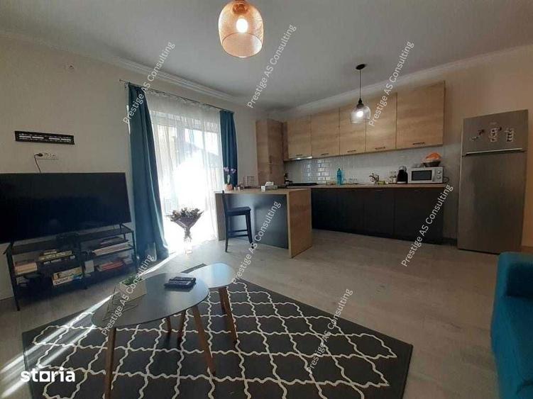 Apartament cu 2 camere decomandat, mobilat în Sud