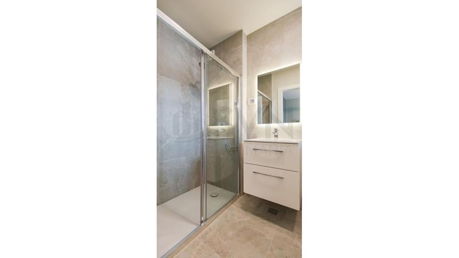 Apartament cu 3 camere decomandat, mobilat în Pipera