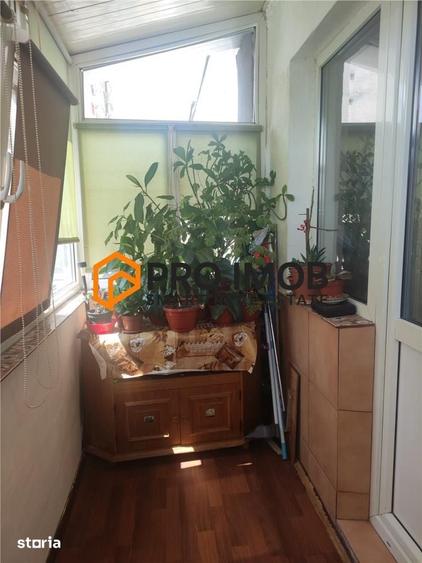 Apartament cu 2 camere semidecomandat în Unirii Sud