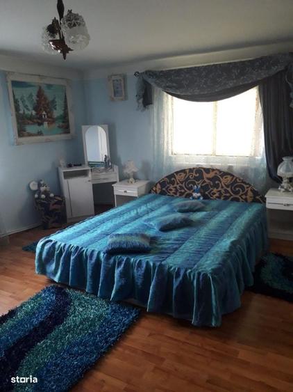 Casă cu 4 camere în Panaci