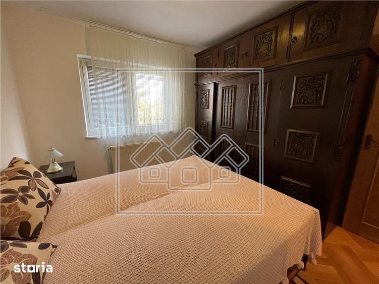 Apartament cu 3 camere în Sud