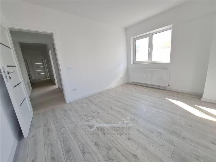 Apartament cu 3 camere decomandat în Galata