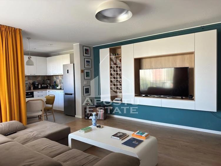 Apartament cu 2 camere decomandat în Aradului