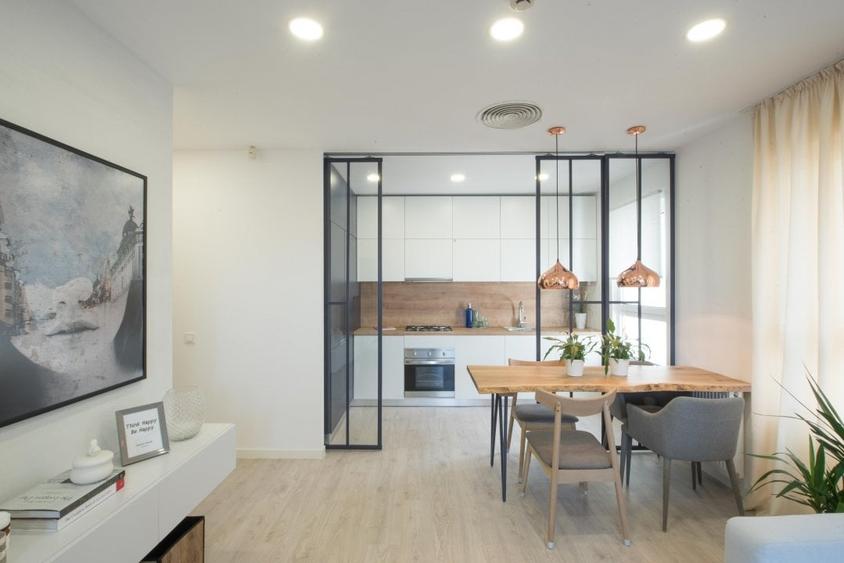 Apartament cu 2 camere decomandat în Titan — fotografia 3