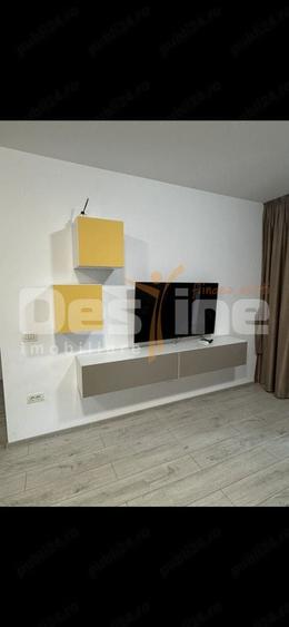 Apartament cu 2 camere semidecomandat, mobilat în Ultracentral