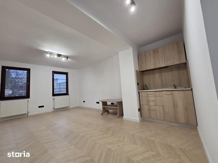 Spațiu comercial, de 100 mp, în Vest