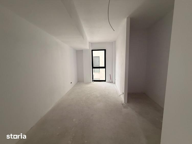 Apartament cu 3 camere în Centrul Civic