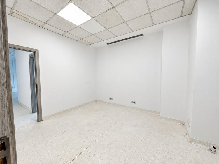 Spațiu comercial, de 108 mp, în Politehnica