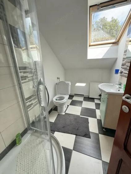 Apartament cu 3 camere decomandat, mobilat în Bălcescu