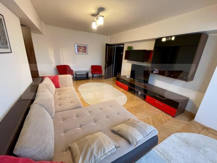 Apartament cu 2 camere decomandat, mobilat în Calea București