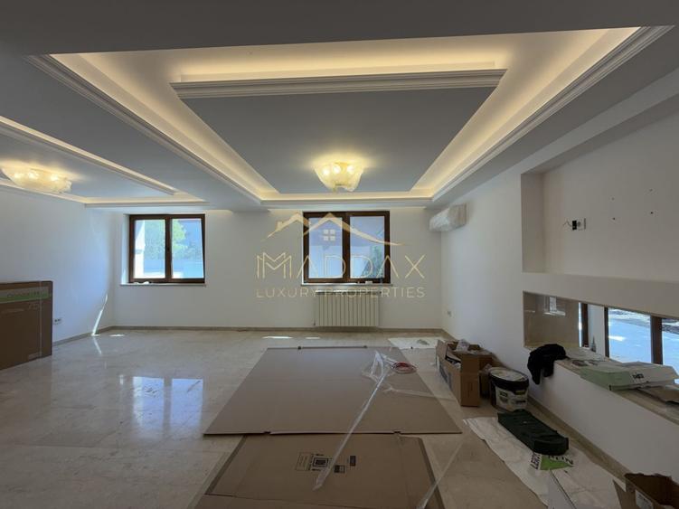 Casă individuală cu 6 camere cu Canalizare în Iancu Nicolae