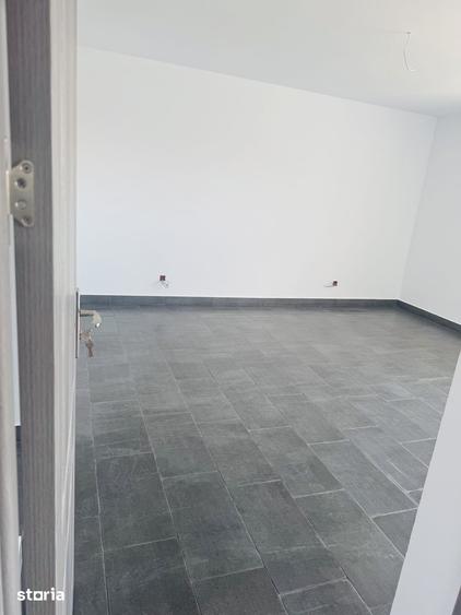 Spațiu comercial, de 390 mp, în Calea București