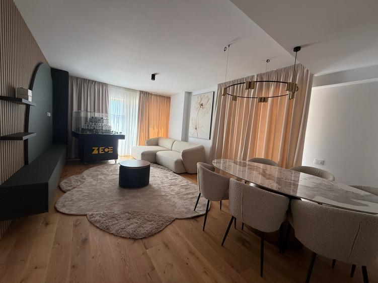 Apartament cu 3 camere decomandat în Unirii