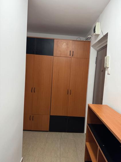 Garsonieră nedecomandată în Nicolina
