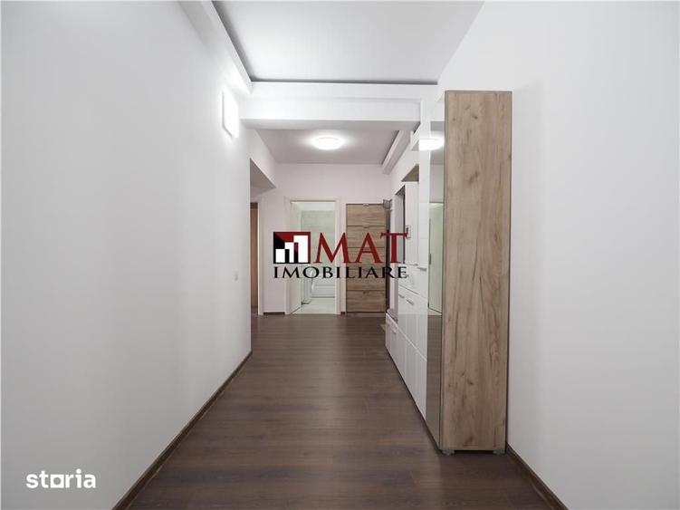 Apartament cu 4 camere semidecomandat în Între Lacuri