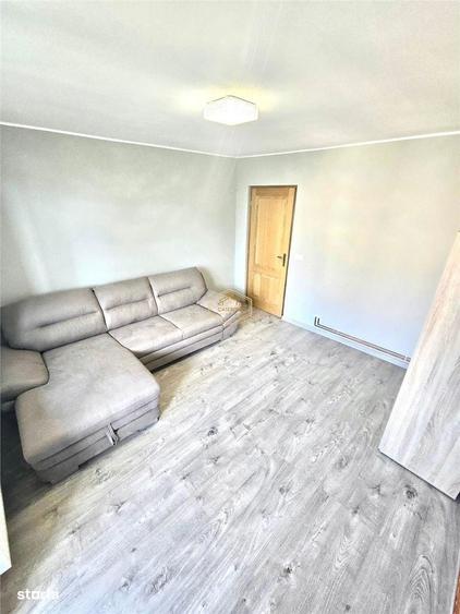 Apartament cu 2 camere decomandat în Botizului