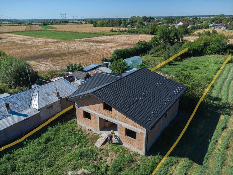 Casă cu 3 camere în Mălăiești