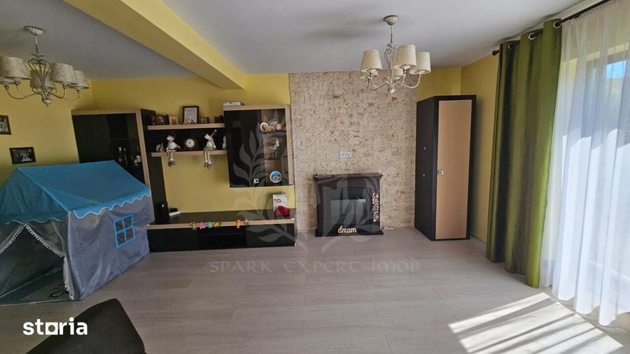 Casă cu 4 camere cu Teren 431 Mp în Transilvaniei