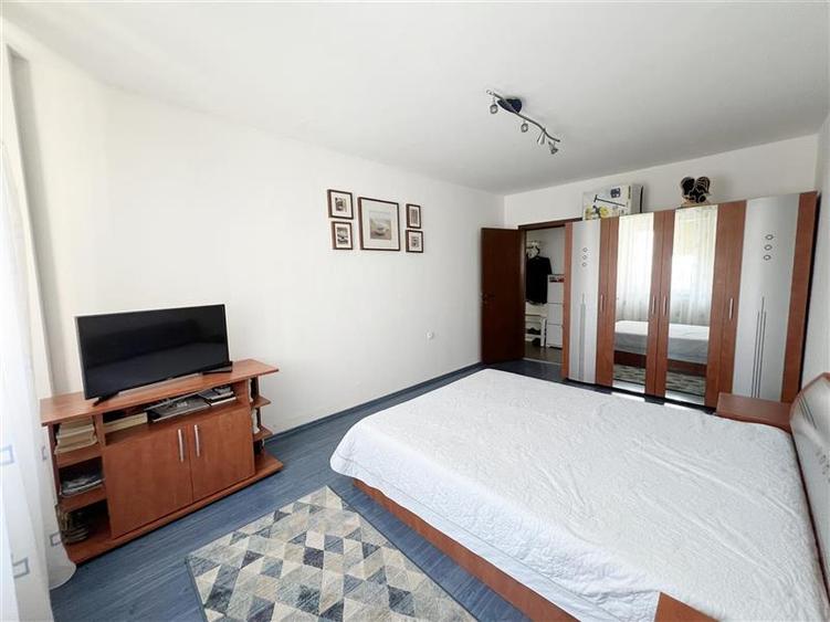Apartament 3 camere decomandat - 5