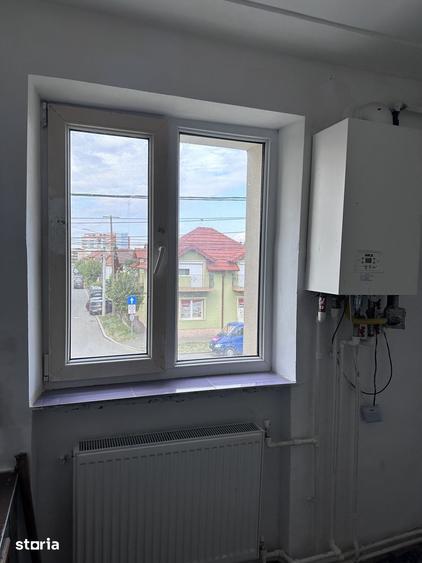 Apartament cu 2 camere decomandat în Soarelui