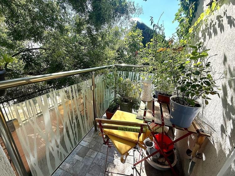 Apartament cu 4 camere decomandat în Grădina Icoanei