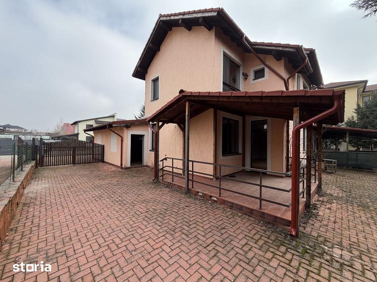 Casă cu 4 camere cu Teren 462 Mp în Ștefănești