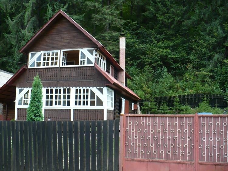 Casă cu 3 camere în Exterior Vest
