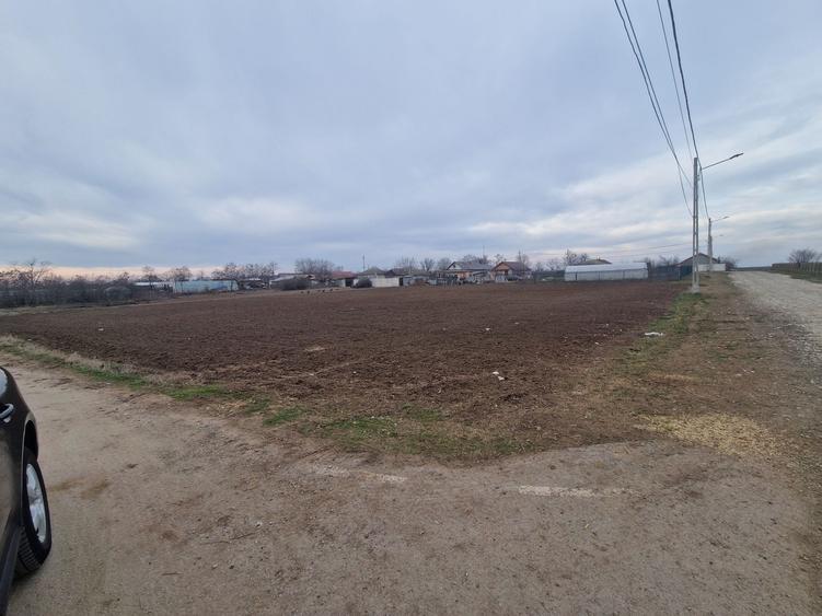 Spațiu comercial, în Drăghiceni