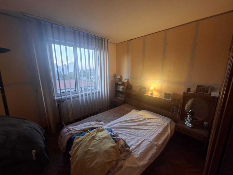 Apartament cu 3 camere decomandat în Circumvalațiunii