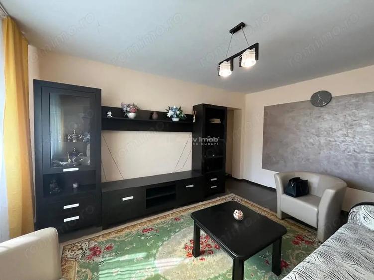 Apartament cu 4 camere semidecomandat, mobilat în Lugoj