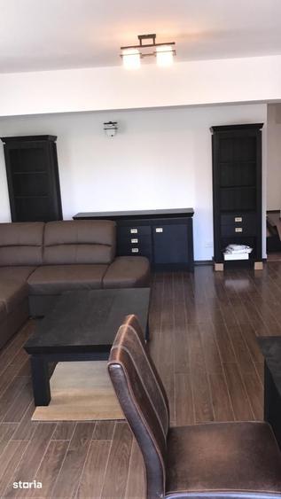 Apartament cu 4 camere, mobilat în Plopilor