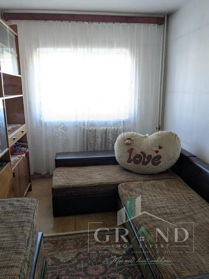 Apartament cu 4 camere decomandat, mobilat în Mănăștur
