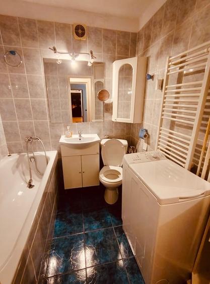 Apartament cu 3 camere semidecomandat, mobilat în Dristor