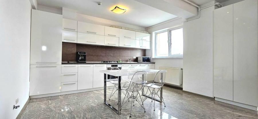 Apartament cu 2 camere semidecomandat, mobilat în Voluntari