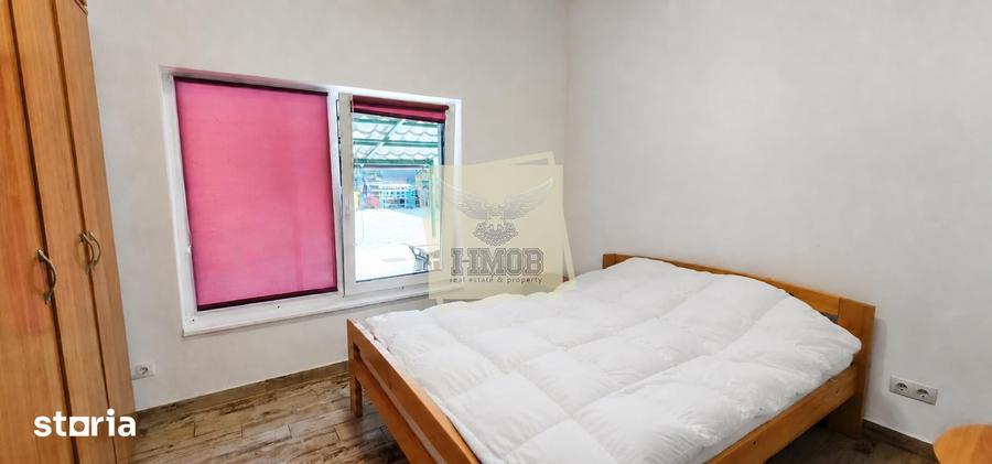 Apartament cu 3 camere semidecomandat, mobilat în Turnișor