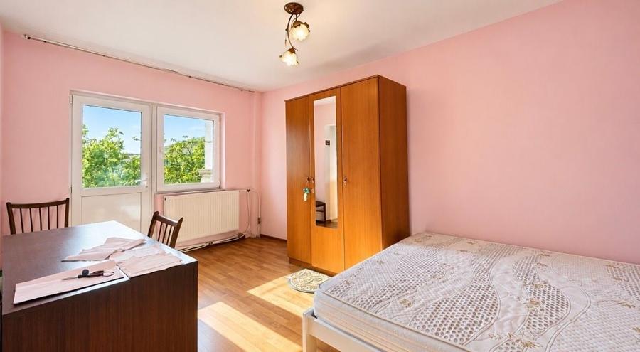 Garsonieră decomandată în Iosia
