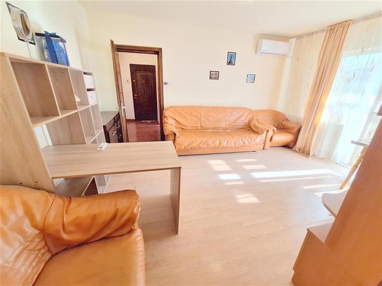 Apartament cu 2 camere semidecomandat, mobilat în 9 Mai