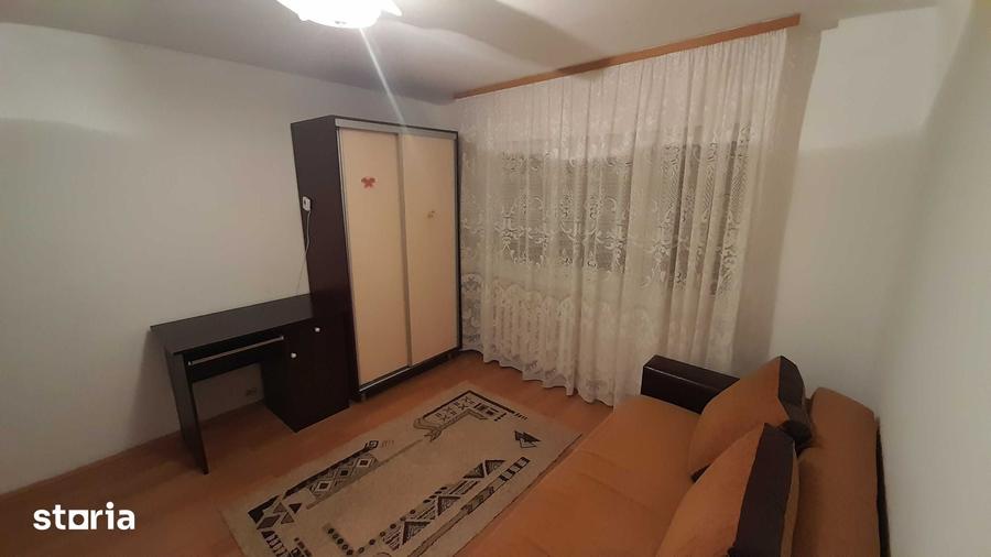 Apartament cu 2 camere decomandat în Ampoi 3
