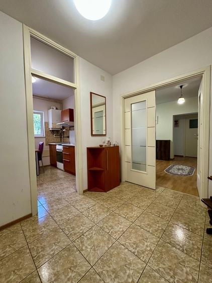 Apartament cu 2 camere semidecomandat, mobilat în Plopilor