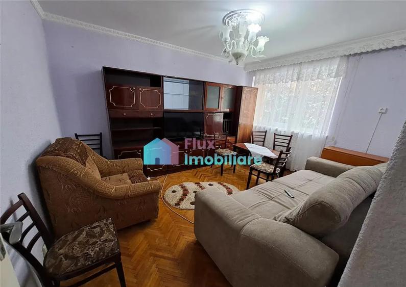 Apartament cu 2 camere decomandat în Central