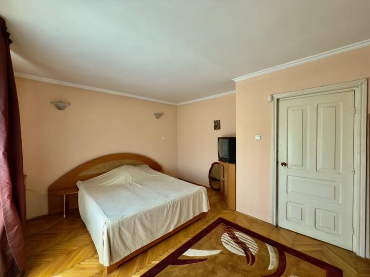 Casă individuală cu 6 camere cu Teren 658 Mp în Agigea