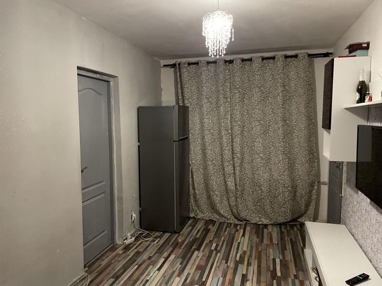 Apartament cu 2 camere decomandat în Exterior Vest