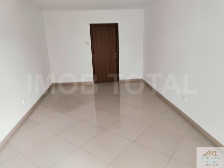 Garsoniera , Central, parter - 1