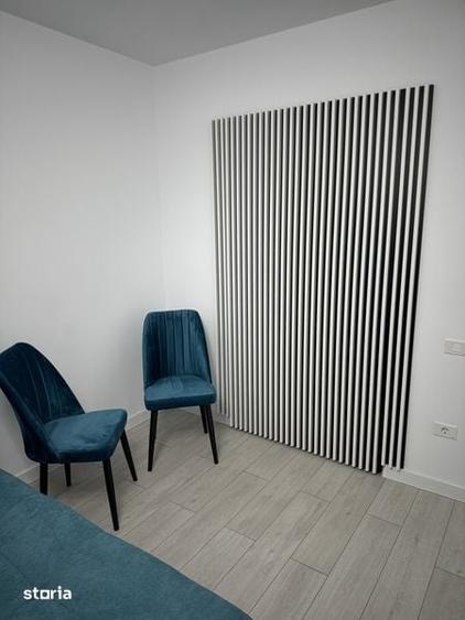 Garsonieră decomandată în Titan