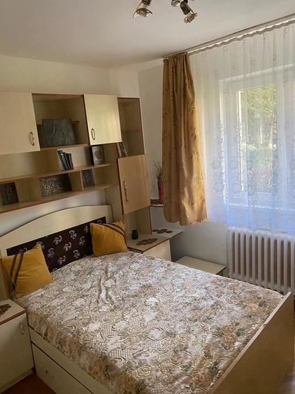 Apartament cu 2 camere decomandat în Dâmbu Pietros