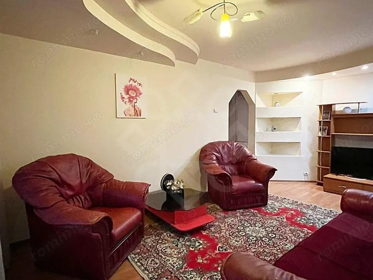 Apartament cu 3 camere decomandat în Rogerius