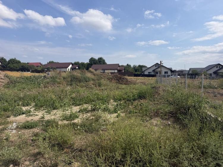 Spațiu comercial, în Valea Adâncă