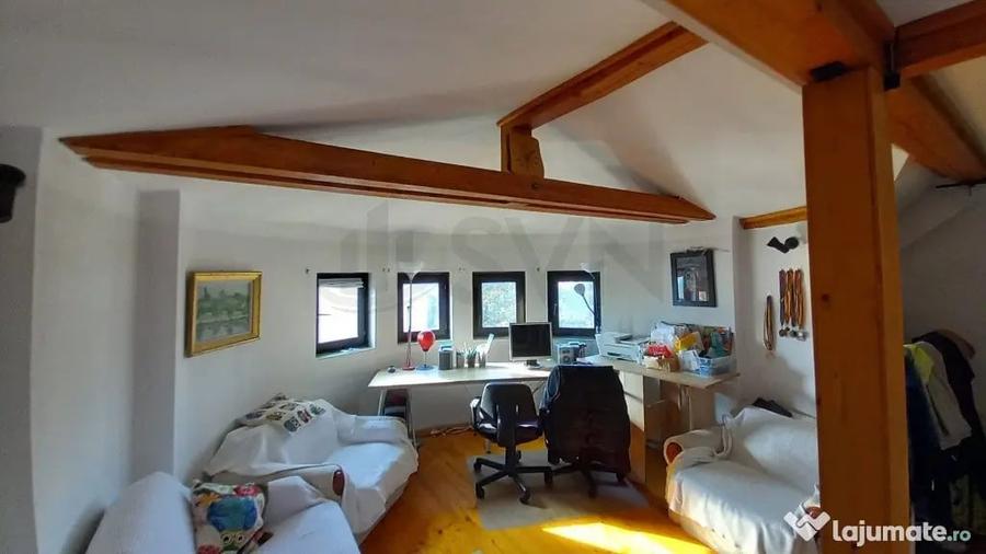Casă cu 5 camere cu Teren 250 Mp în Băneasa